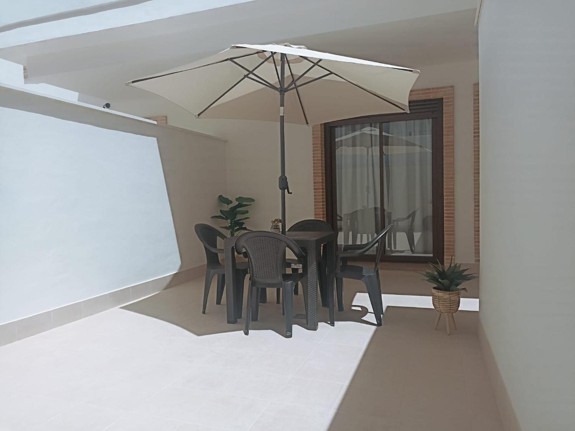 Alcalá de Guadaira Apartamento Nuevo Centrico Con Aparcamiento Privado Incluido מראה חיצוני תמונה