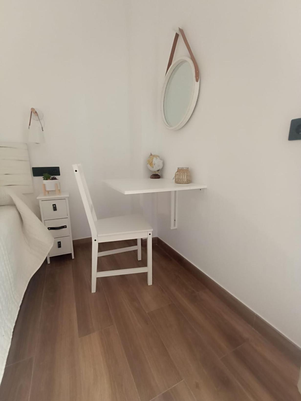 Alcalá de Guadaira Apartamento Nuevo Centrico Con Aparcamiento Privado Incluido מראה חיצוני תמונה