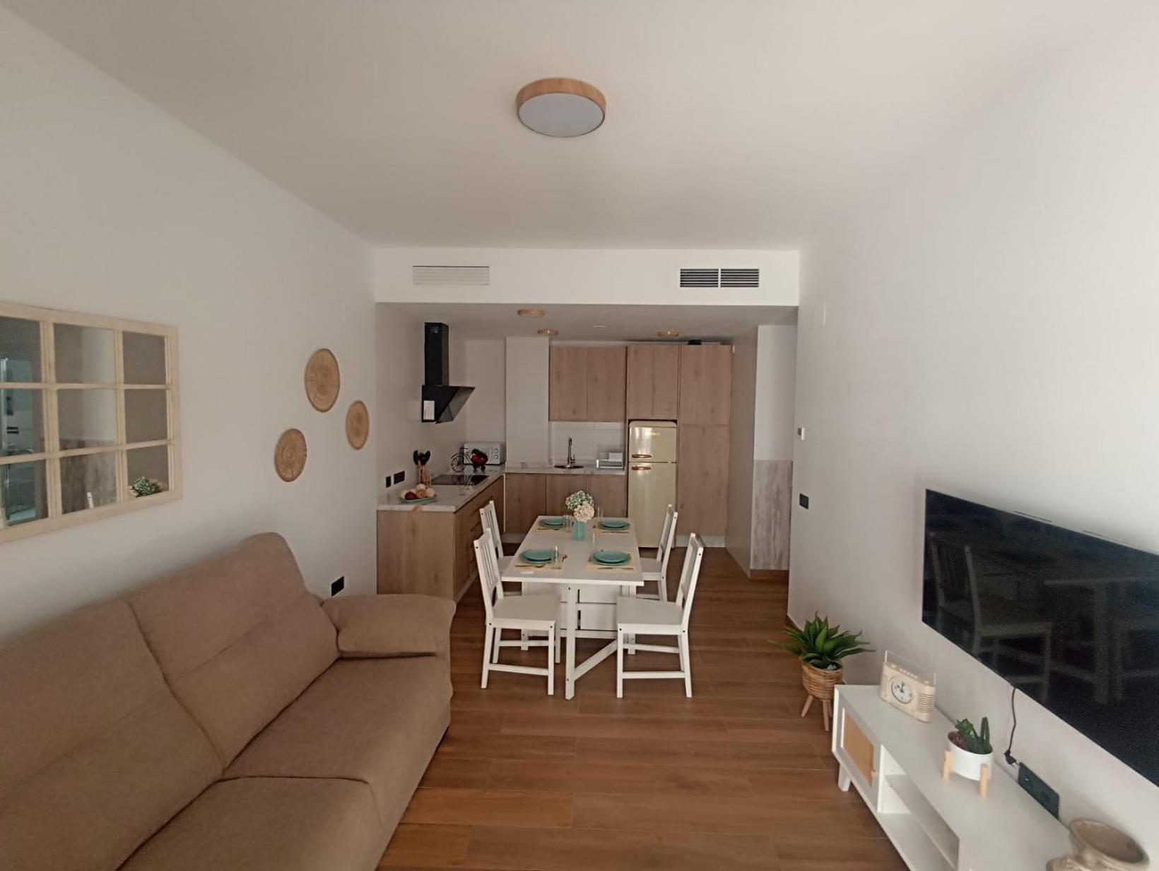 Alcalá de Guadaira Apartamento Nuevo Centrico Con Aparcamiento Privado Incluido מראה חיצוני תמונה