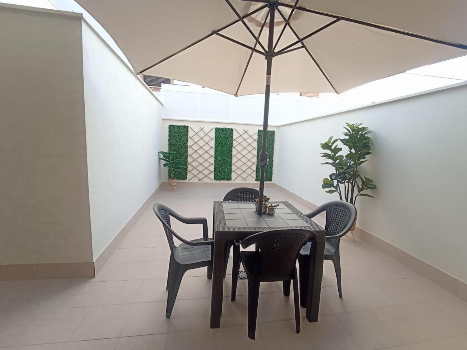 Alcalá de Guadaira Apartamento Nuevo Centrico Con Aparcamiento Privado Incluido מראה חיצוני תמונה